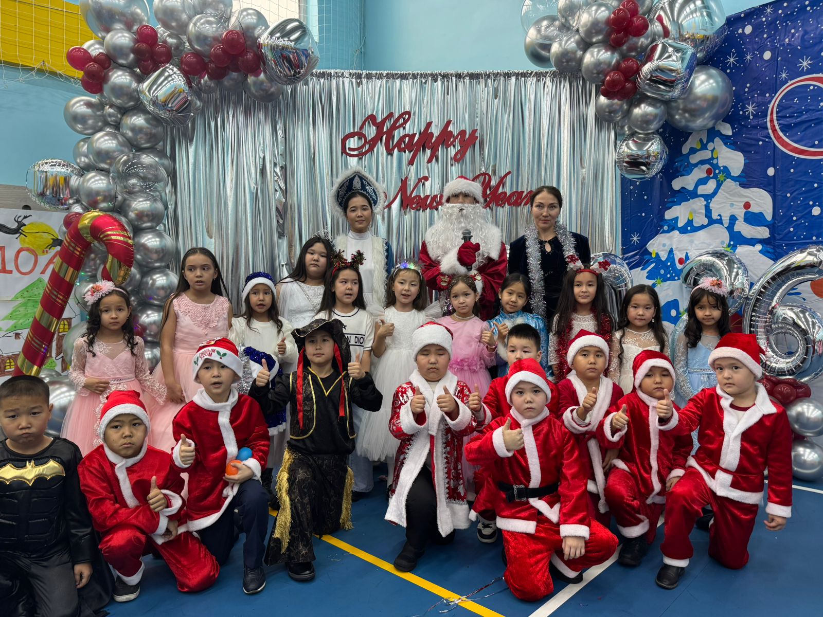 1-11 сыныптар аралығында өткізілген “Қош келдің жаңа жыл!” мерекелік кеші өткізілді.